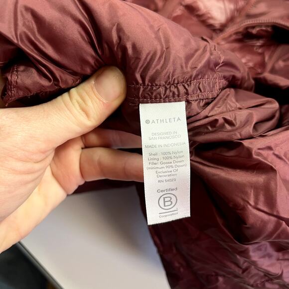 NWOT Athleta XS Burgundy Lofty Down Hooded Coat Puffer Parka Maple Maroon Red - Picture 14 of 16